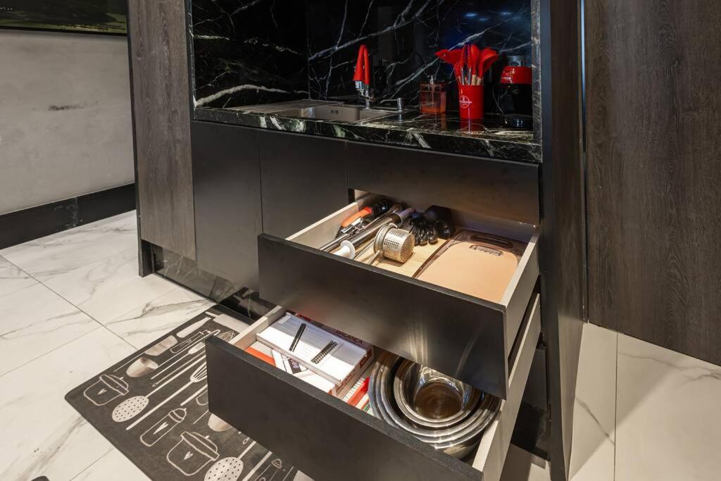 The Luxe At Copacabana Appartement